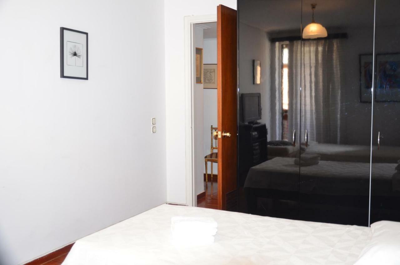 Perfect Beachfront Apartment Athens Exterior photo